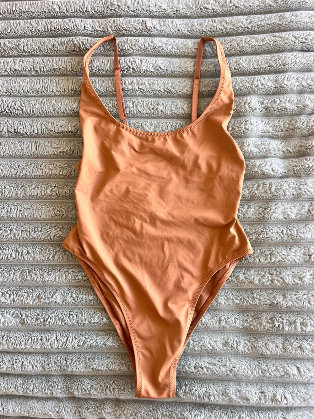 Skims Scoop Neck One Piece Swimsuit BRAND NEW Almond Brown Size M